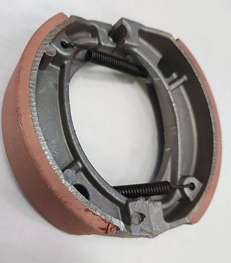 Колодка тормозная Dingo передняя кт2шт