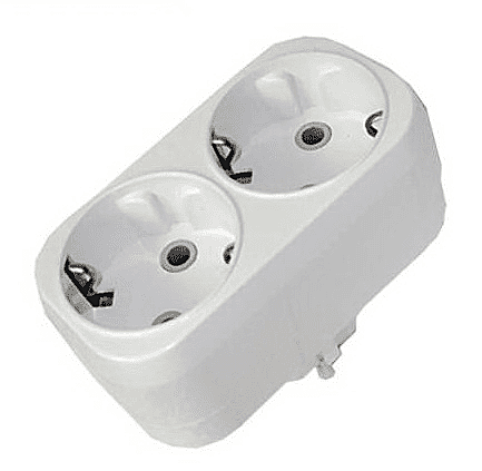 Разветвитель Universal 2-м белый з/к линейный