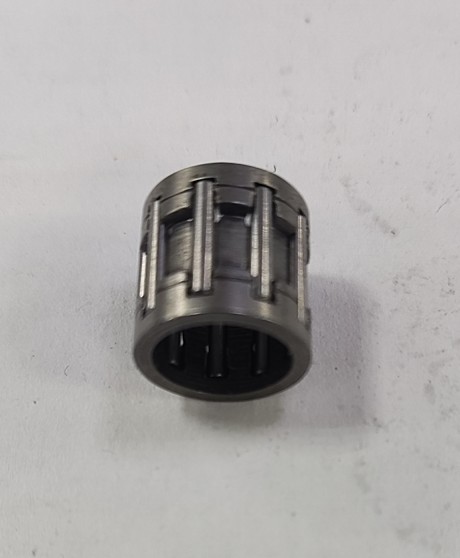 Подшипник игольчатый поршня б/к CG330