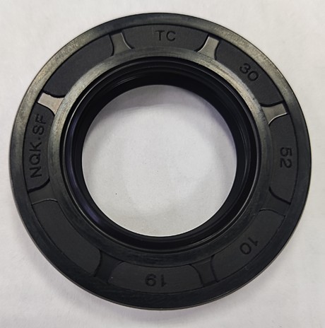 Сальник 30х52 колесн редуктора МБ Нева