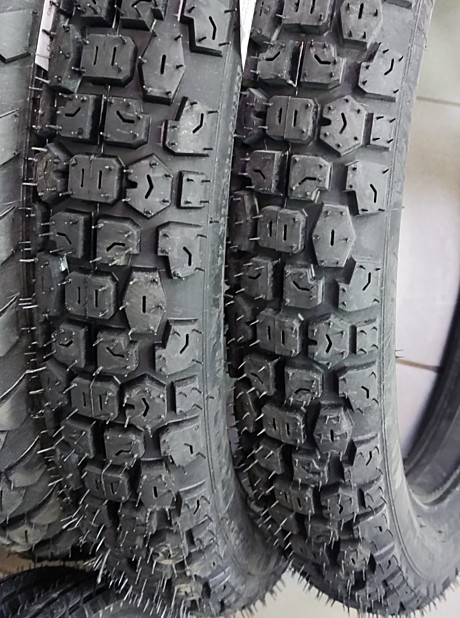 Покрышка мото 17