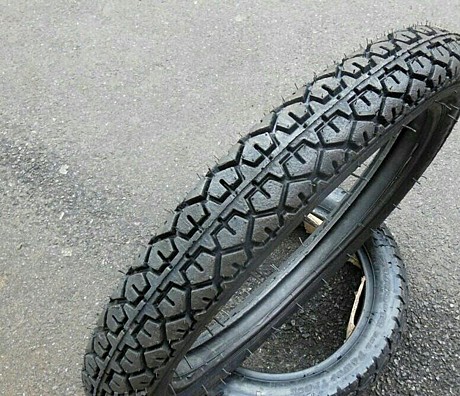 Покрышка мото 18