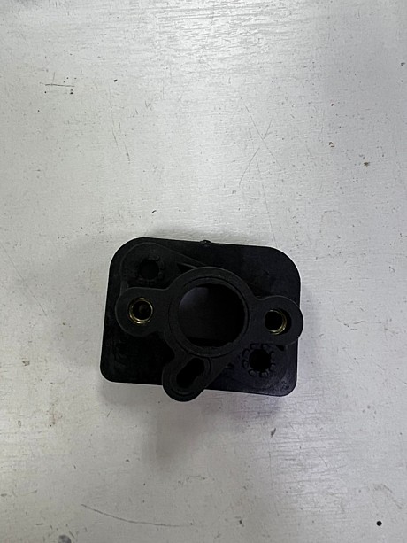 Патрубок карбюратора б/к 43/52см3